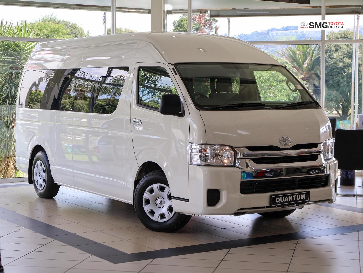 Toyota HiAce 2.5D-4D Bus 14-Seater GL
